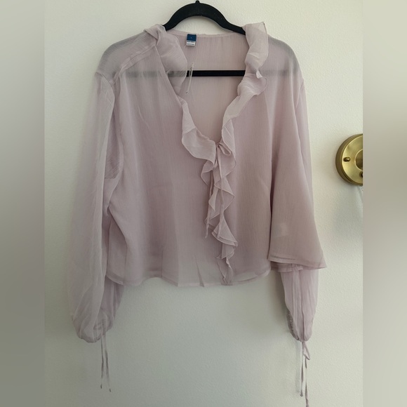 NWT Old Navy Light Purple Ruffle Blouse - Picture 3 of 5